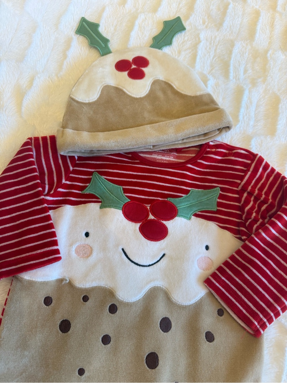 Next Baby Holiday Pudding Onesie with Hat 6-9 Months